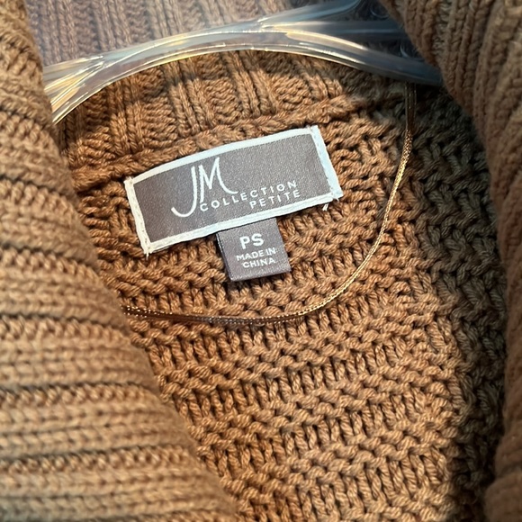 JM Collection Petite - Picture 3 of 6